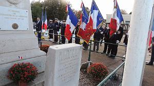 2022 11 01 TOULON HOMMAGE AUX MORTS POUR LA FRANCE CIVILS ET MILITAIRES (23)